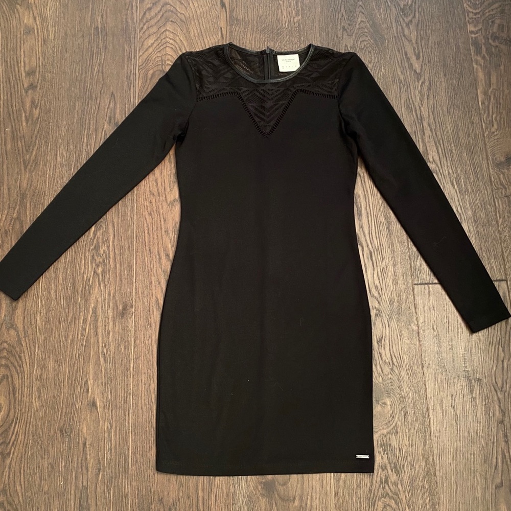 NWOT- fitted black dress with lace detail